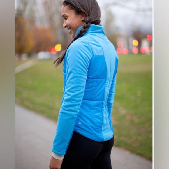 Lululemon St Moritz jacket - Picture 15 of 16